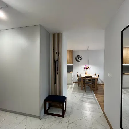 Apartment 40